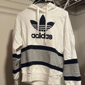 Adidas Sweatshirt